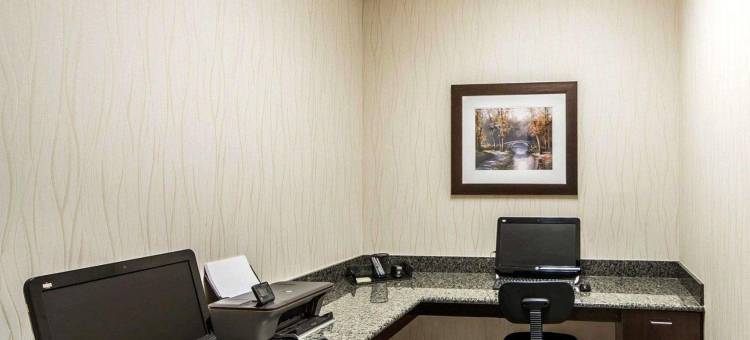 舒适套房酒店(Comfort Inn & Suites)图片