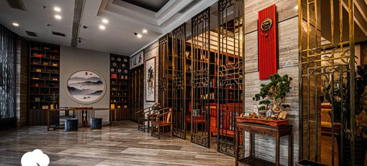 素柏·云酒店(鞍山火车站市中心第十五中学店)图片