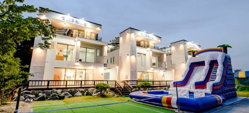 Daebudo the White Pool Villa图片