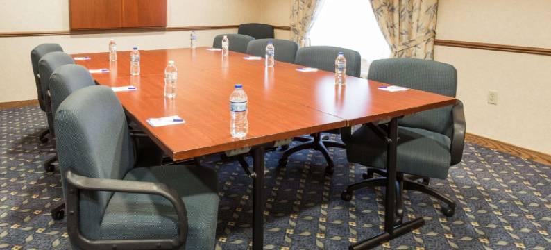 沃特福德-伯灵顿呗盟套房酒店(Baymont by Wyndham Waterford/Burlington WI)图片