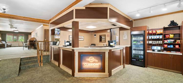 费尔班克斯凯隆套房酒店-近温赖特堡(Clarion Hotel & Suites Fairbanks Near Ft Wainwright)图片