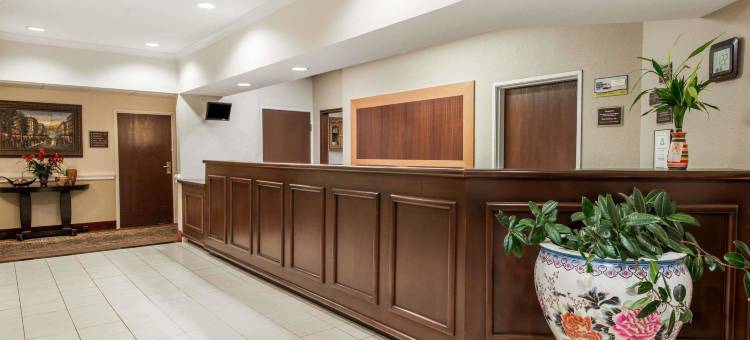 伊丽莎白敦华美达酒店(Ramada by Wyndham Elizabethtown)图片