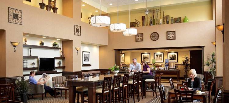 诺斯贝希尔顿欢朋酒店(Hampton Inn by Hilton North Bay)图片