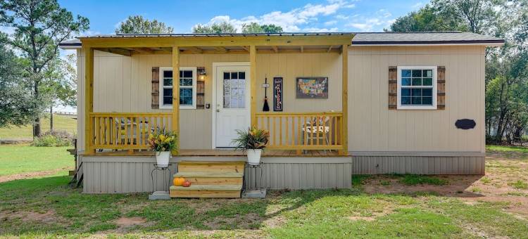 靠近公园和湖泊：宠物友好温妮小屋(Near Parks & Lakes: Pet-Friendly Winnie Cottage)图片