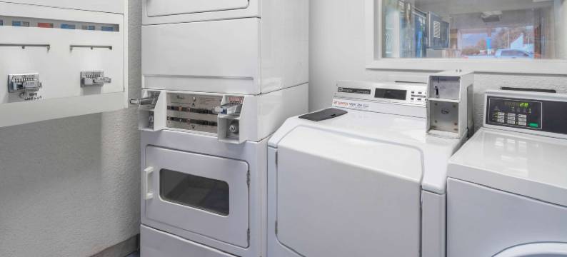 卡宾特里拉, CA–圣塔芭芭拉 - 南Studio 6 套房(Studio 6 Suites Carpinteria, CA–Santa Barbara-South)图片