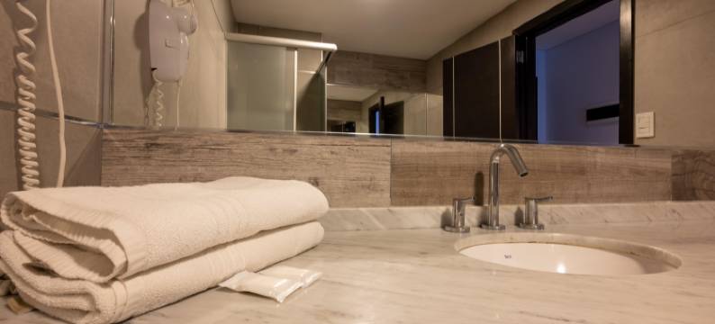 卡洛斯帕斯豪生别墅酒店(Howard Johnson Plaza Villa Carlos Paz)图片