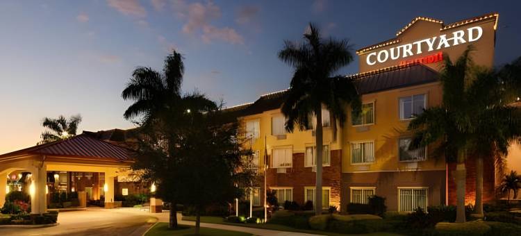 萨拉索塔大学镇中心万怡酒店(Courtyard Sarasota at University Town Center)图片