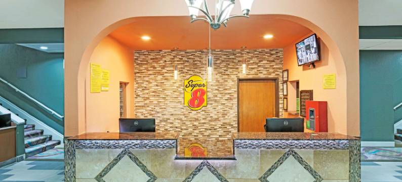 堪萨斯城温德姆速8酒店(Super 8 by Wyndham Kansas City)图片