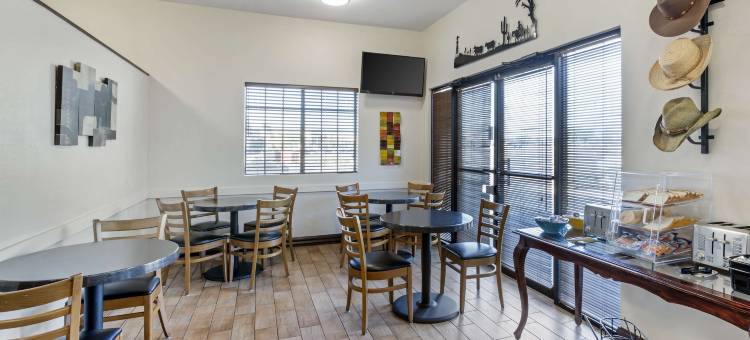 迷信泉贝斯特韦斯特酒店(Best Western Superstition Springs Inn)图片