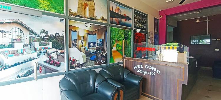 Savanur Deluxe Lodge图片