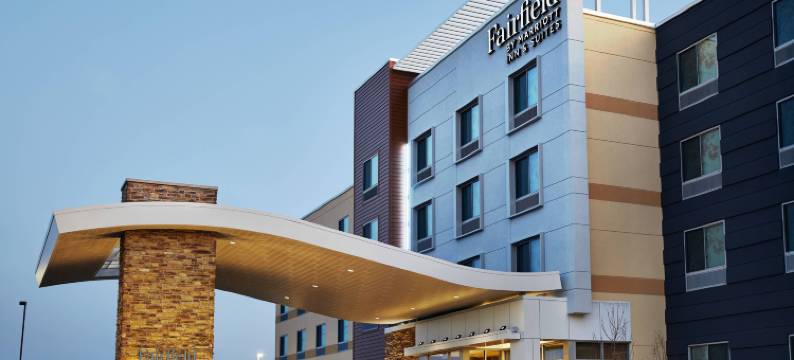 希博伊根万枫酒店及套房(Fairfield Inn & Suites Sheboygan)图片