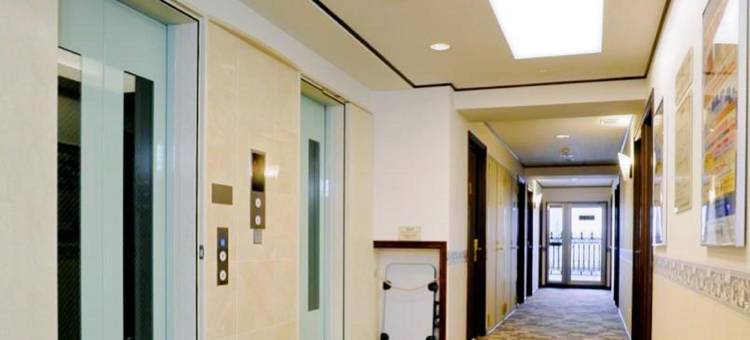 东横冈山站西口右宾馆(Toyoko Inn Okayama-eki Nishi-guchi Migi)图片