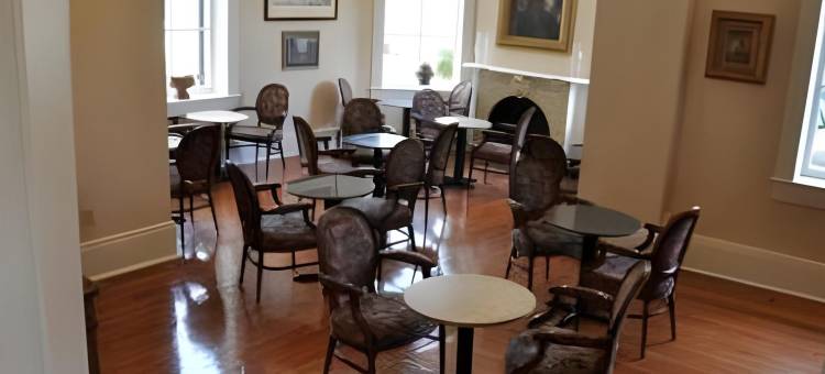 新奥尔良法国区庭院酒店及套房(New Orleans Courtyard Hotel by the French Quarter)图片