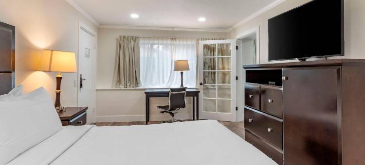 卡梅尔贝斯特韦斯特连排别墅式酒店(Best Western Carmels Town House Lodge)图片