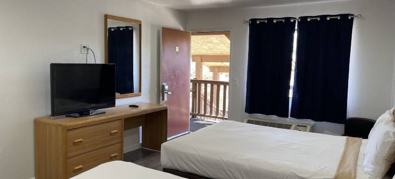 棕榈套房旅店(Palms Inn & Suites)图片