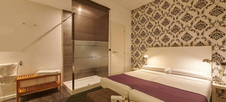 巴塞罗那梅耶林中央青旅(Hostal Mayerling Centro)图片
