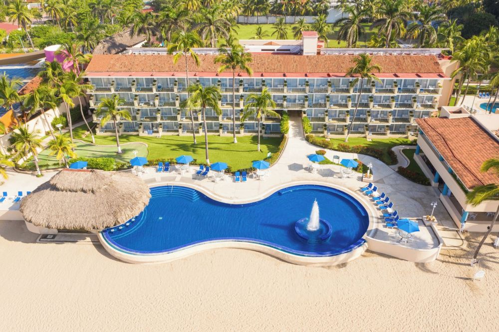 Posada Real IxtapaOver view