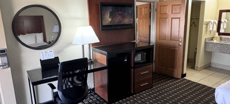 Travelodge 由温德姆杰克逊 I-40 出口 82(Travelodge by Wyndham Jackson I-40 Exit 82)图片