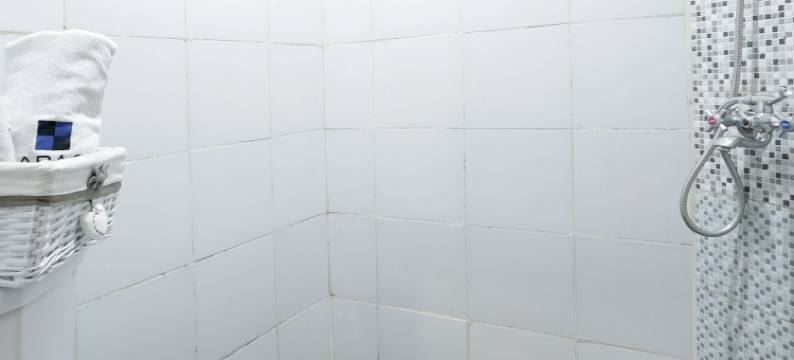 布吉萨里迪帕拉贡旅馆(Dparagon Bukit Sari)图片