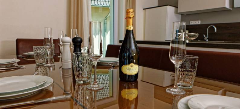 叶片湖滨村庄酒店(Lipno - Lakeside Village - Větrník)图片