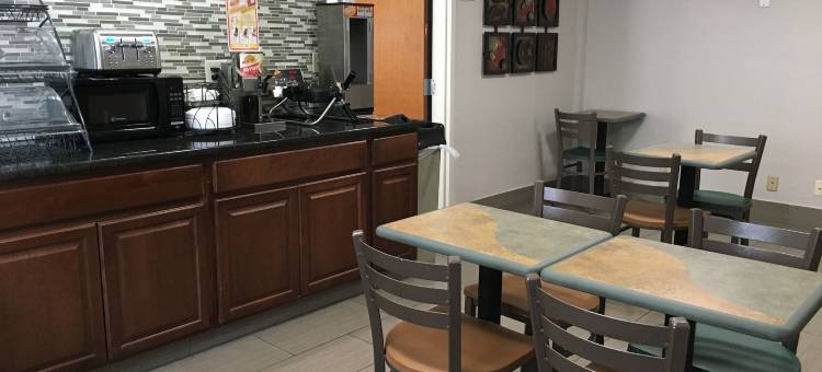 默夫里斯伯勒麦客达套房酒店(Microtel Inn & Suites by Wyndham Murfreesboro)图片