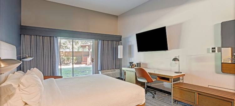 普拉森特山索尼斯塔精选酒店(Sonesta Select Pleasant Hill)图片