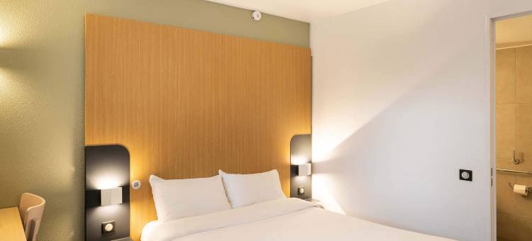 东瓦讷莫尔比昂海湾民宿酒店(B&B Hotel Vannes Est Golfe du Morbihan)图片