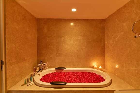 The Waverly Hotel & Residences Hotel Overview