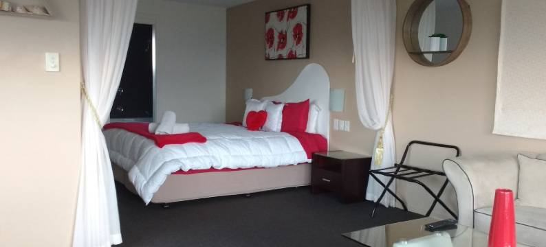 钻石岛度假村(Diamond Island Resort, Restaurant & Bar and Penguin Show)图片