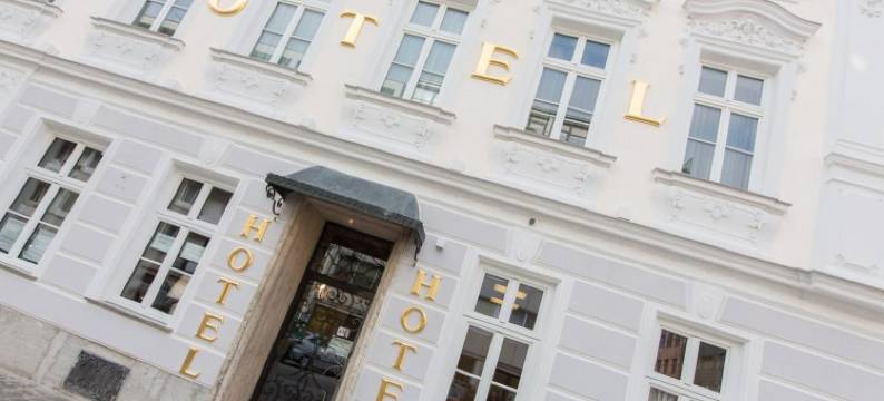 施瓦尔贝酒店(Hotel Schwalbe)图片