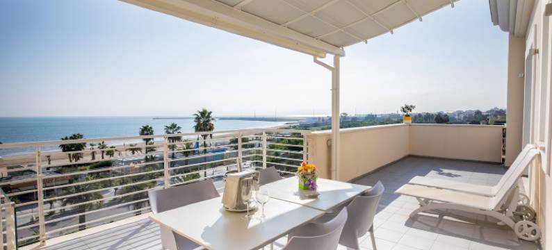 瓦伦蒂诺度假村(Valentino Resort)图片