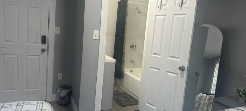 神圣别墅和度假村 -格蕾丝街26号(Divine Villa and Resort -26 Grace Street Irvington NJ -Ewr Airport -Prudential - Njit -Penn Station)图片