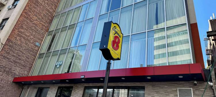 Super 8 by Wyndham Bronx Near Stadium图片