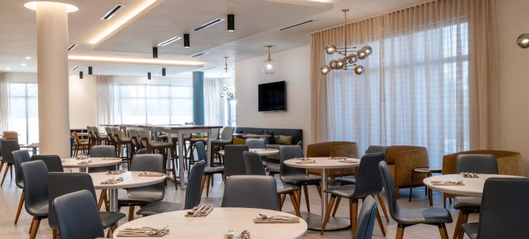 多拉斯威特沃特IHG逸衡酒店(EVEN Hotel MIAMI - DORAL AREA by IHG)图片