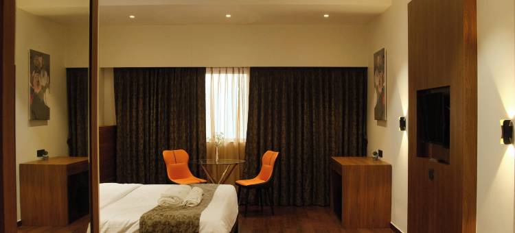 阳石套房(Sunstone Suites)图片