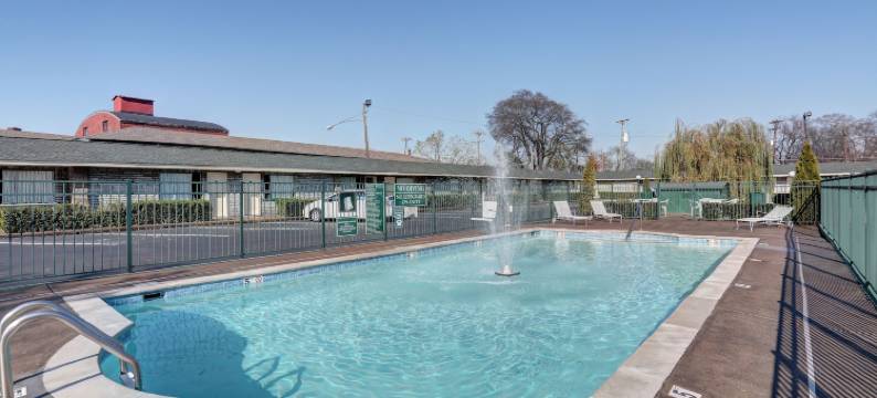 德雷克酒店(Drake Inn)图片