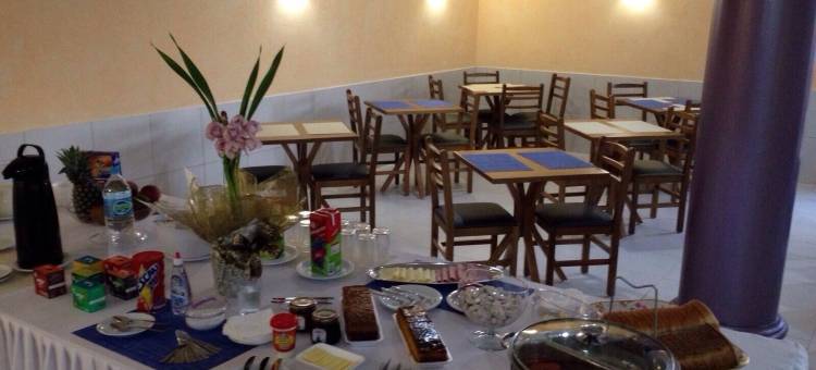 维斯帕西亚诺酒店(Vespasiano Hotel Telêmaco Borba)图片
