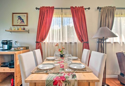 Fern Cottage Island Escape with Rainforest View! Hotel Overview