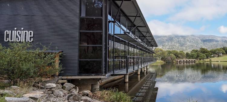 克拉肯巴克湖温泉度假村(Oaks Lake Crackenback Resort)图片