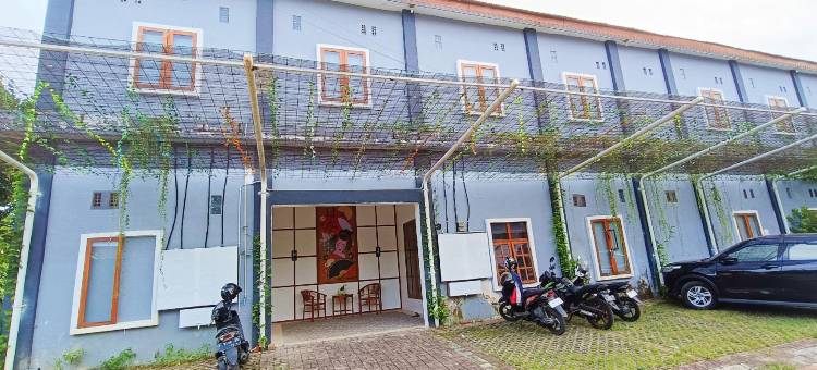 红门子清真酒店靠近UNTAG Banyuwangi 2(RedDoorz Syariah Near Universitas 17 Agustus Banyuwangi)图片