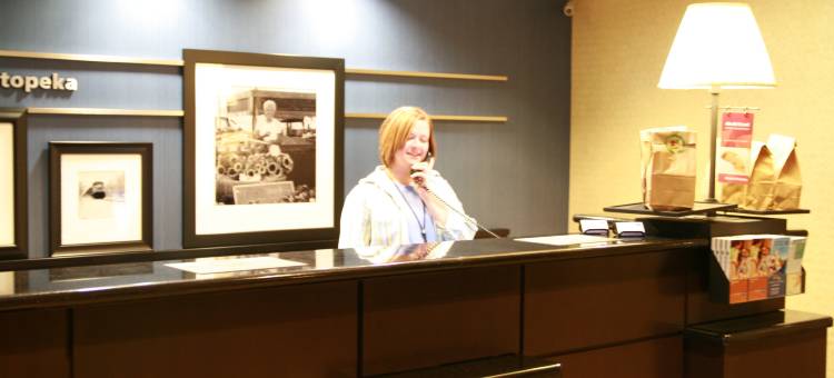 希尔顿欢朋酒店-托皮卡(Hampton Inn Topeka)图片