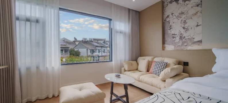 柚见民宿(建水古城小火车店)图片