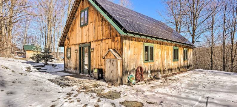 距离奥基莫山8英里：迷人的勒德洛开间！(Charming Ludlow Studio - 8 Mi to Okemo Mtn!)图片