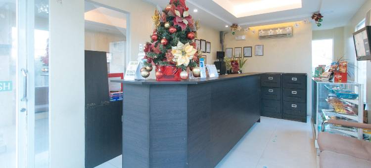 红多兹 @ 格兰德公寓式酒店 埃尔南·科尔特斯 Cebu(RedDoorz @ Grand Apartelle Hernan Cortes Cebu)图片