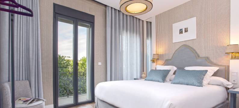 Luxury apartment Torre del Oro view. Betis XIV图片