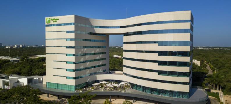 梅尼达拉伊斯拉假日套房酒店(Holiday Inn & Suites MERIDA LA ISLA by IHG)图片