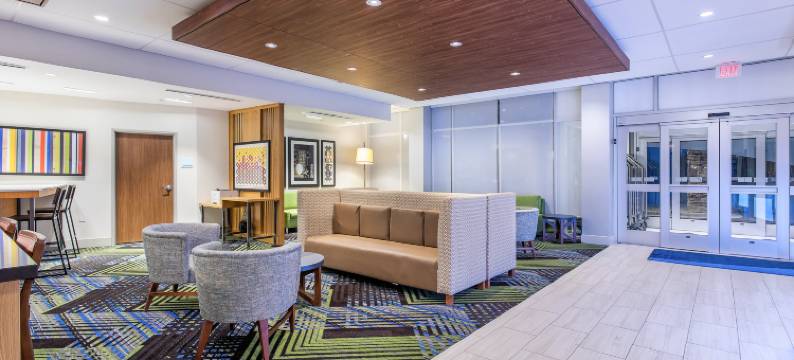 拉格兰奇洲际智选假日套房酒店 - 路易斯维尔地区东北部(Holiday Inn Express & Suites LA GRANGE - LOUISVILLE AREA NE by IHG)图片