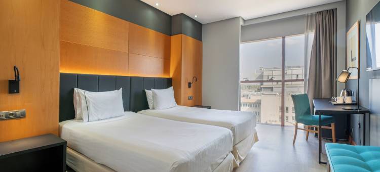 西肯普埃尔塔马德里酒店(Silken Puerta Madrid)图片