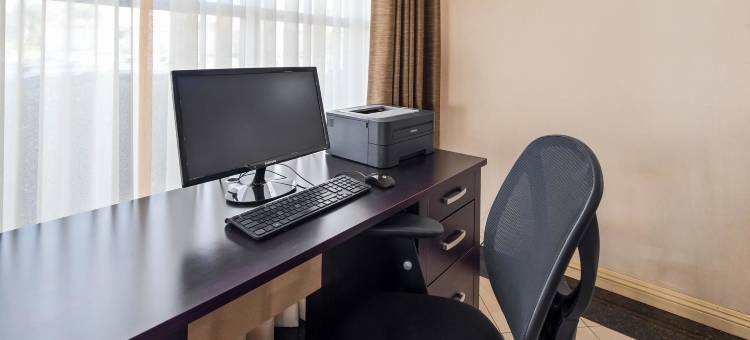 诺沃克贝斯特韦斯特酒店(Best Western Norwalk Inn)图片