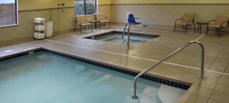 梅德福欢朋酒店(Hampton Inn Medford)图片